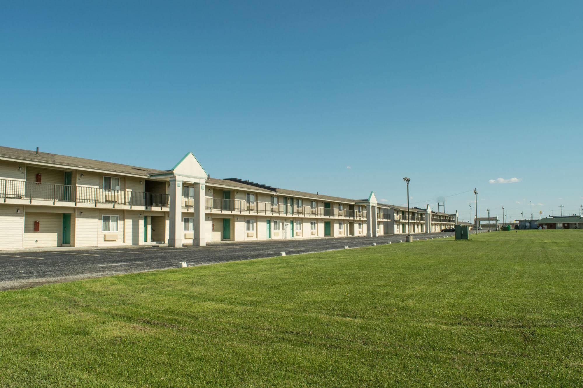 Regency Inn Perrysburg/Toledo Millbury Exterior photo